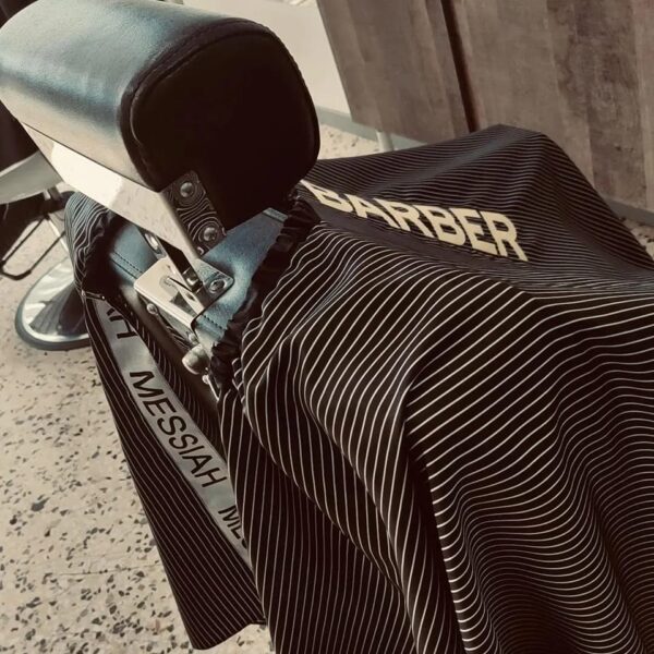 Premium cape barber ΡΙΓΕ - Image 4