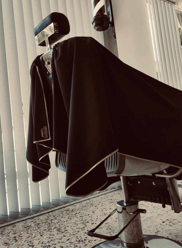 7) Black mat premium cape with gold details - Image 2