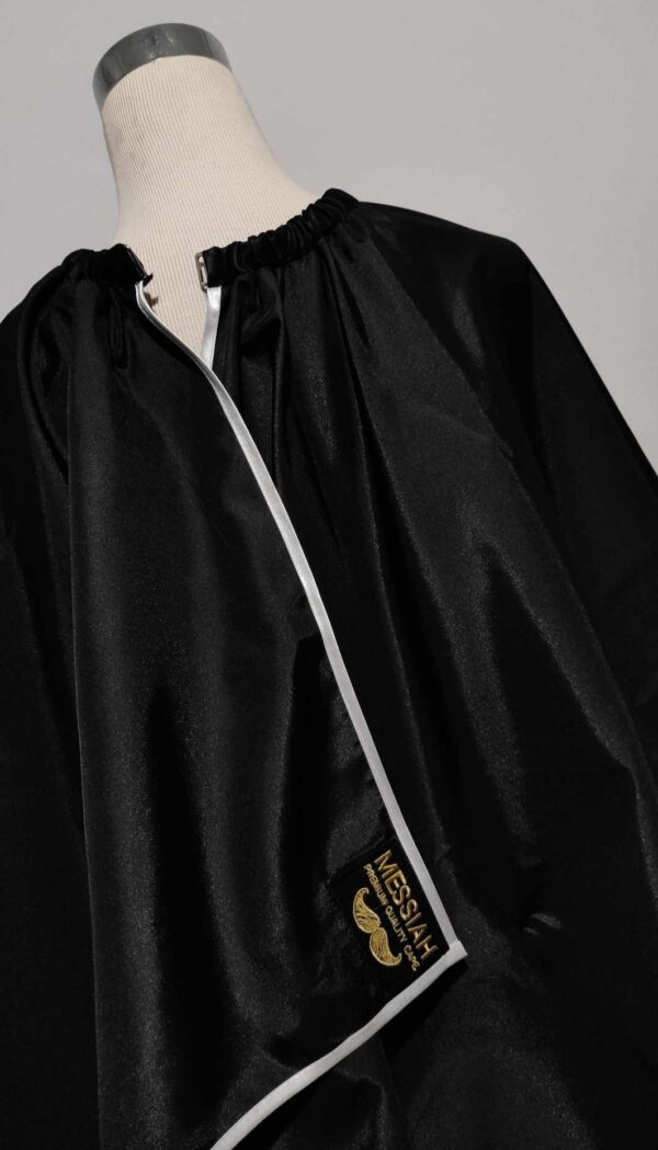 Black mat premium cape with white details - Image 4
