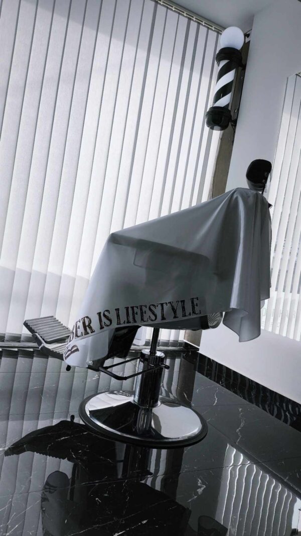 7) WHITE CAPE OLD SCHOOL - Image 4