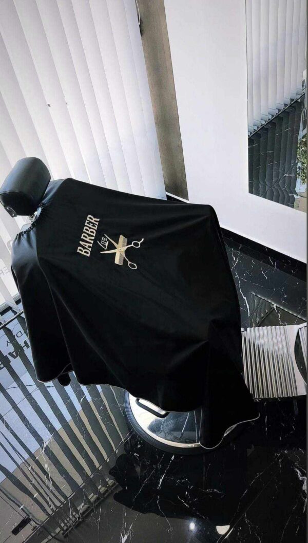 1) BARBER LIFE WITH GOLD RIBBON - Image 3